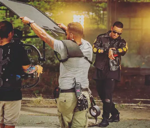 Te mostramos un teaser del video que estn filmando De La Ghetto, Daddy Yankee y Ozuna.